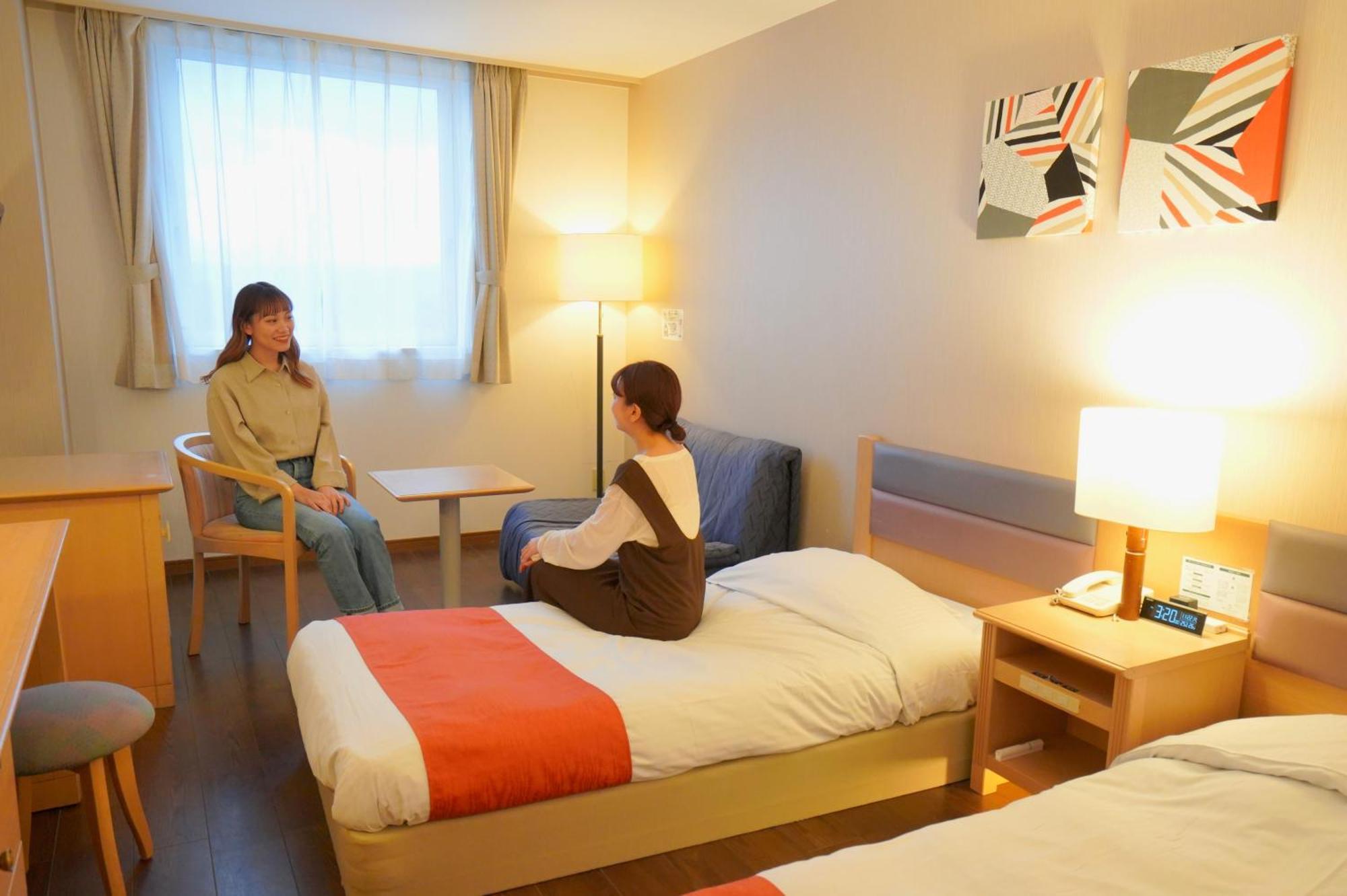Hotel Naturwald Nakafurano Rum bild